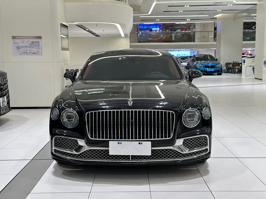 Bentley Flying Spur 2021 — фото 2