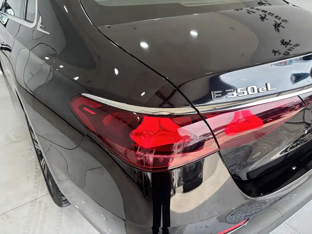 Mercedes-Benz E-Class New Energy 2025 — фото 10