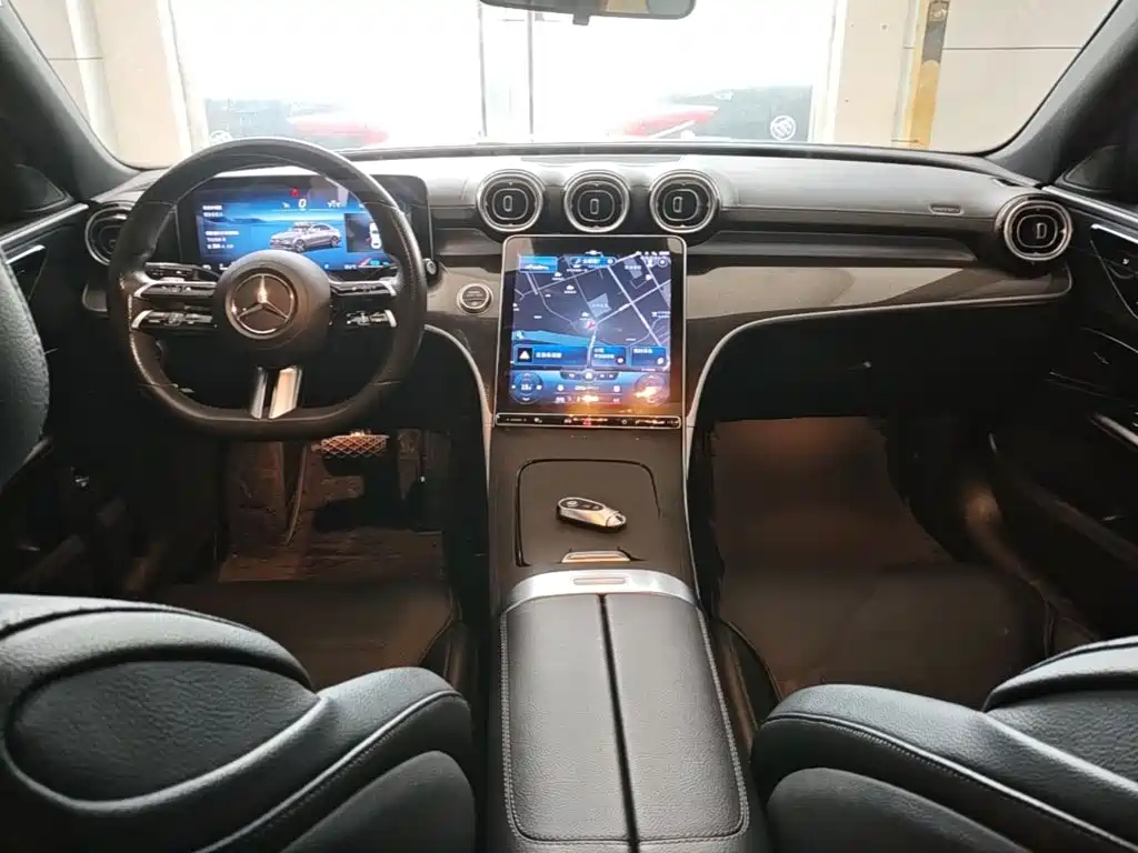 Mercedes-Benz C-Class 2022 — фото 10