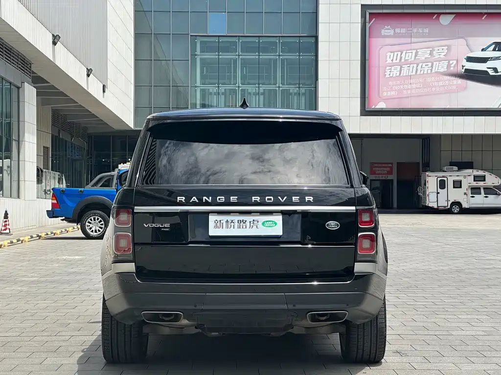 Land Rover Range Rover 2022 — фото 14