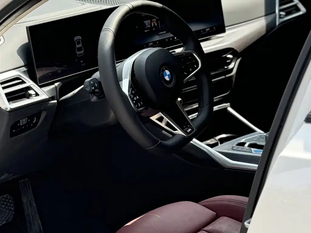 BMW i3 2024 — фото 6