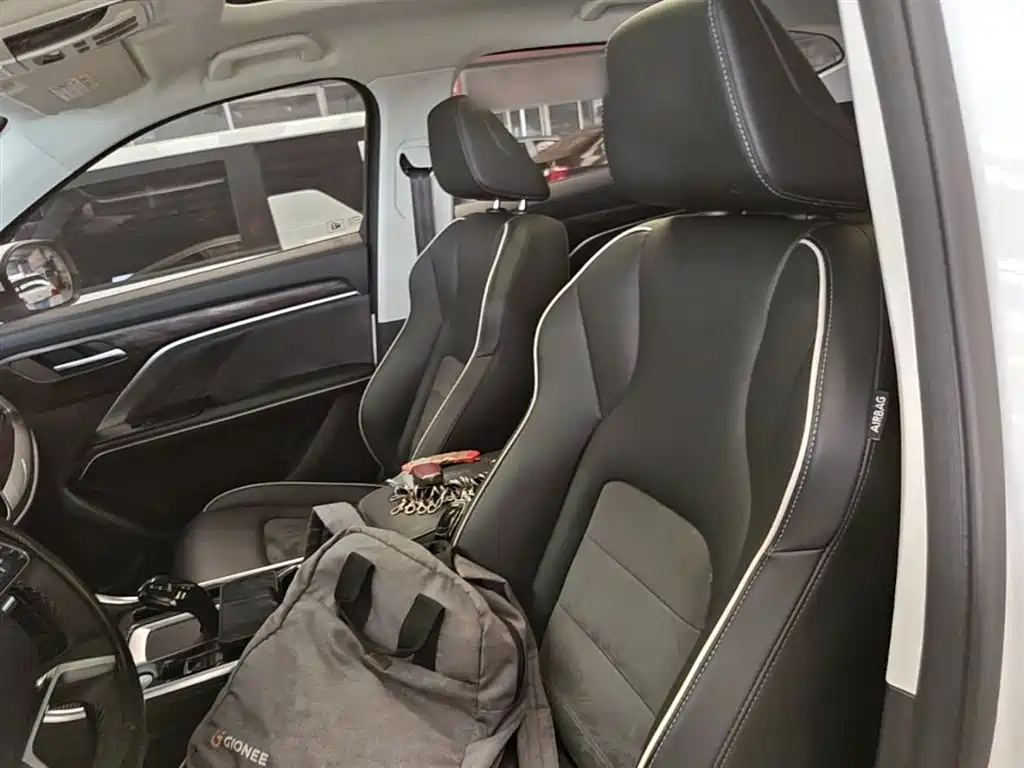 Haval H6 2023 — фото 15