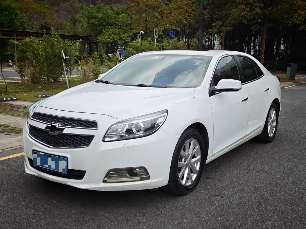 Chevrolet Malibu 2014 — фото 1