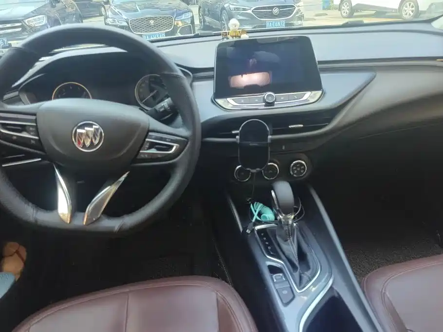 Buick Verano 2022 — фото 12