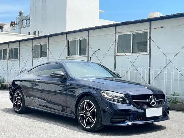 Mercedes-Benz C-Class 2023