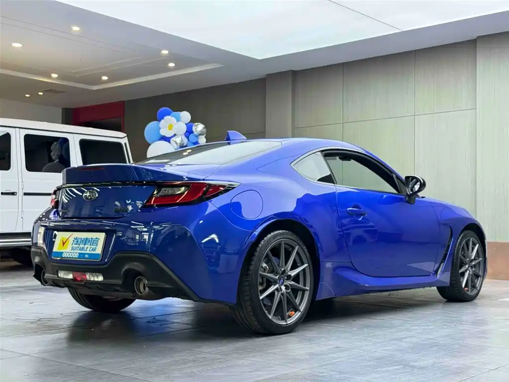 Subaru BRZ 2023 — фото 4