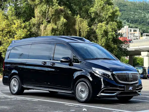 Mercedes-Benz V-Class 2022