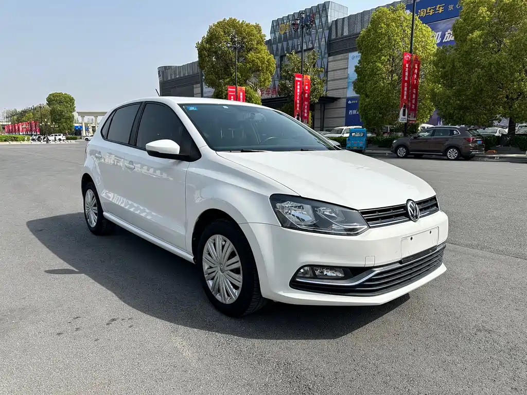 Volkswagen Polo 2017 — фото 3