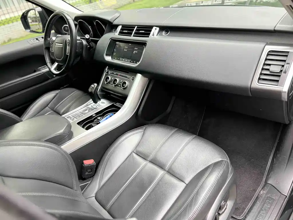 Land Rover Sport 2017 — фото 27