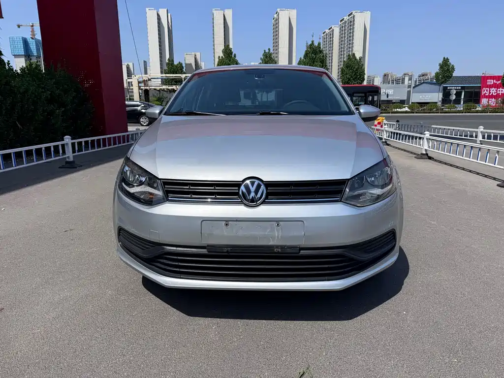 Volkswagen Polo 2014