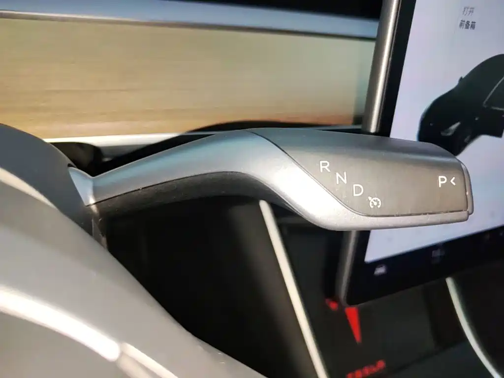 Tesla Model 3 2020 — фото 14