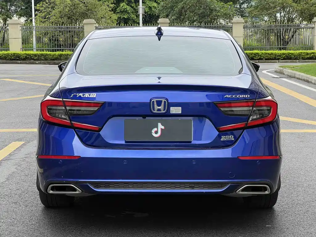 Honda Accord 2023 — фото 21