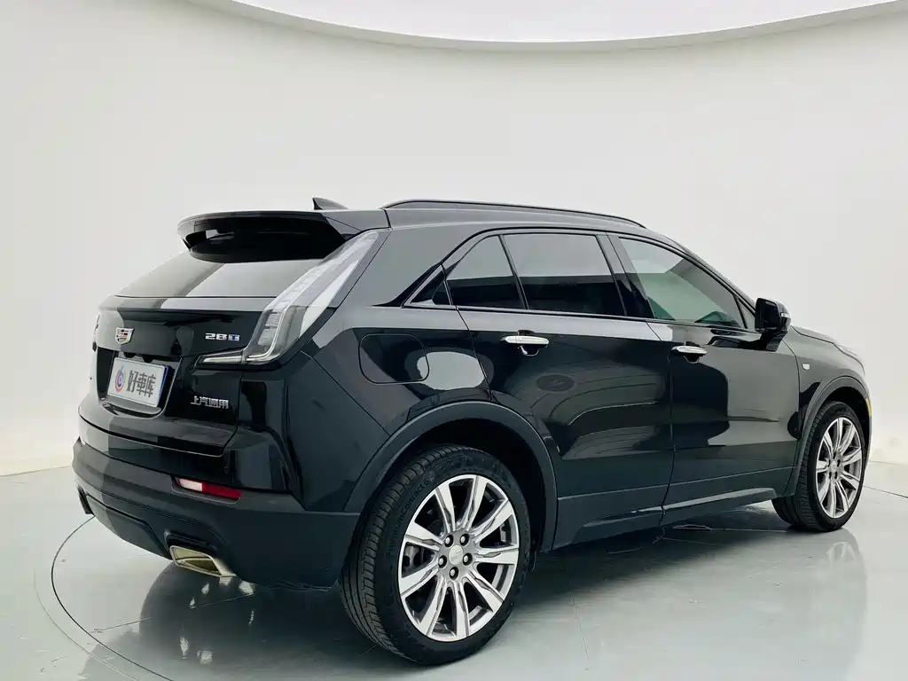 Cadillac XT4 2023