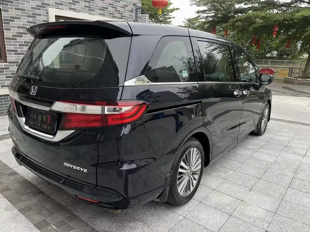 Honda Odyssey 2019 — фото 11