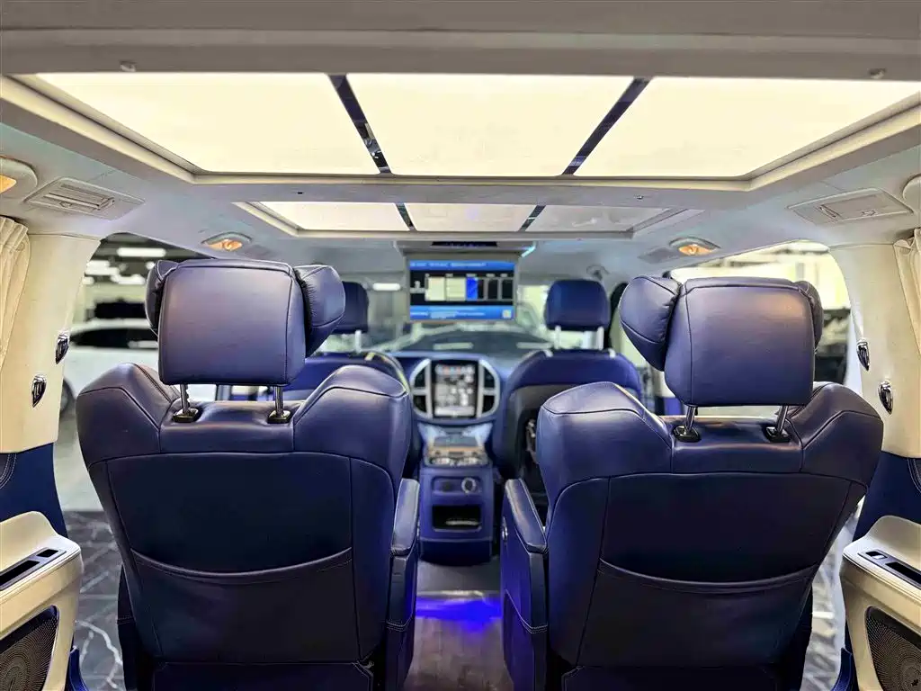 Mercedes-Benz Vito 2019 — фото 19
