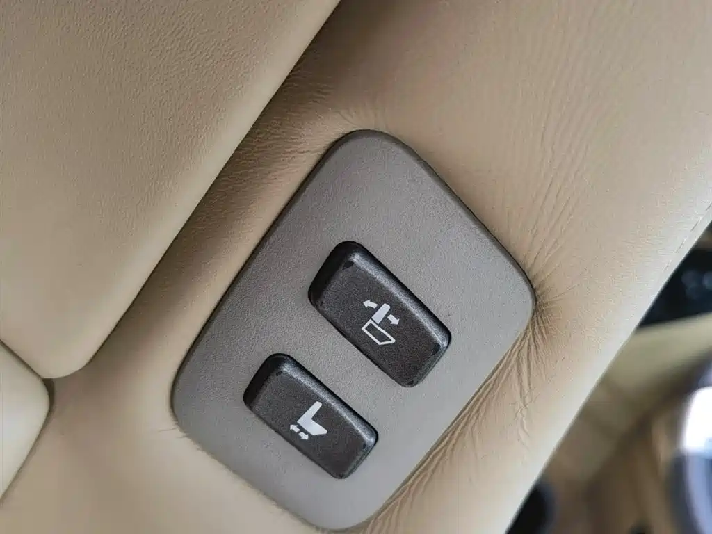 Toyota Prado 2017 — фото 31