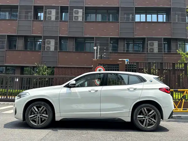 BMW X2 2021
