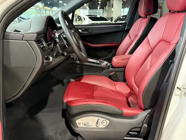 Porsche Macan 2026