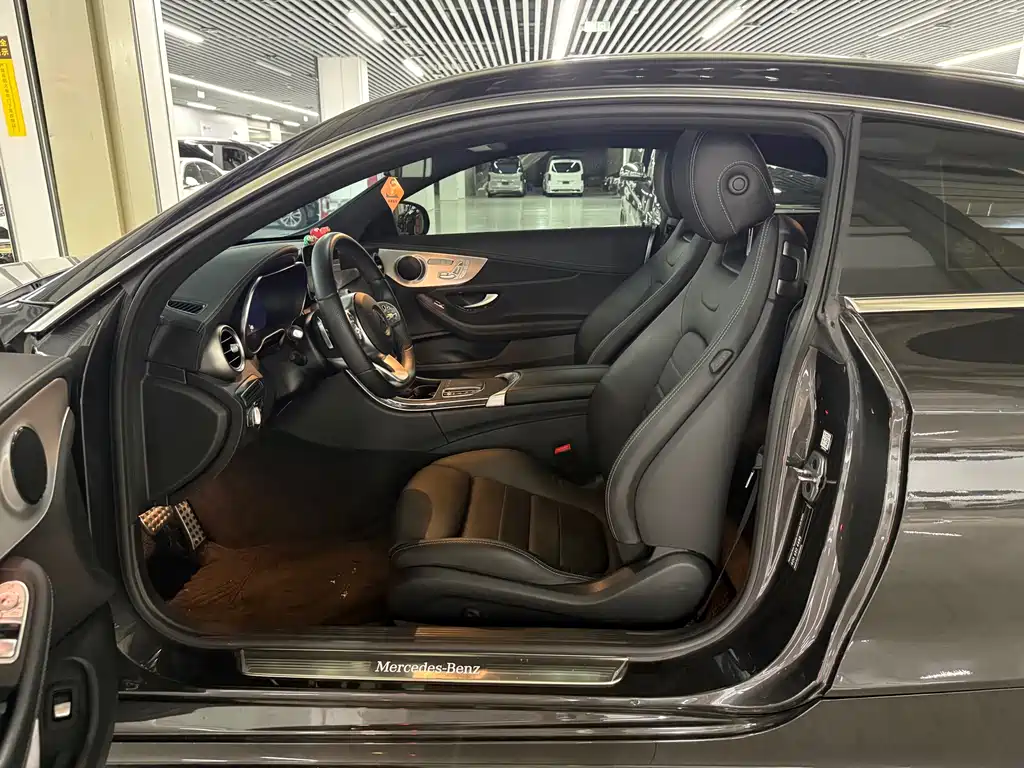 Mercedes-Benz C-Class 2020