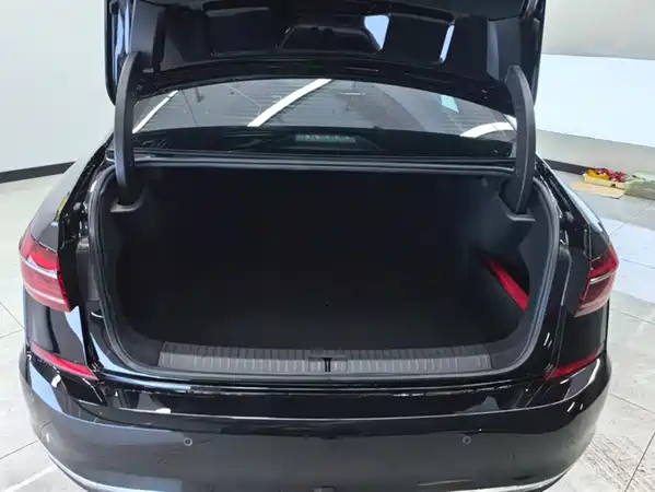 Volkswagen Passat 2025