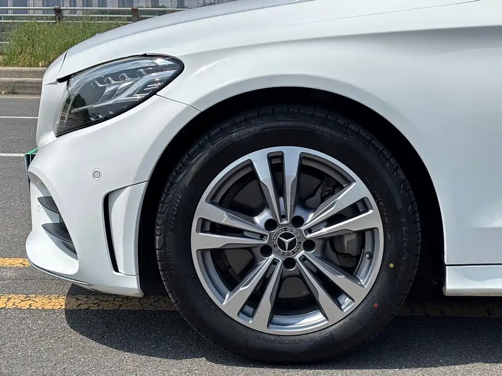 Mercedes-Benz C-Class 2020 — фото 4