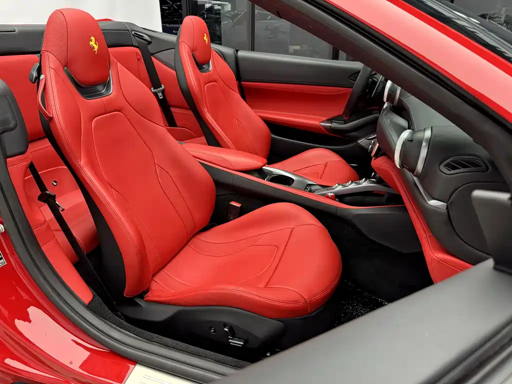 Ferrari Portofino 2022 — фото 13