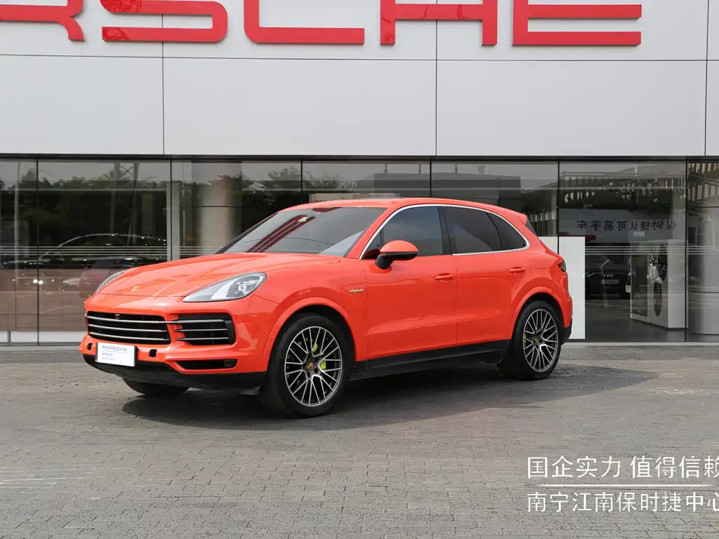 Porsche Cayenne Hybrid 2021 — фото 1
