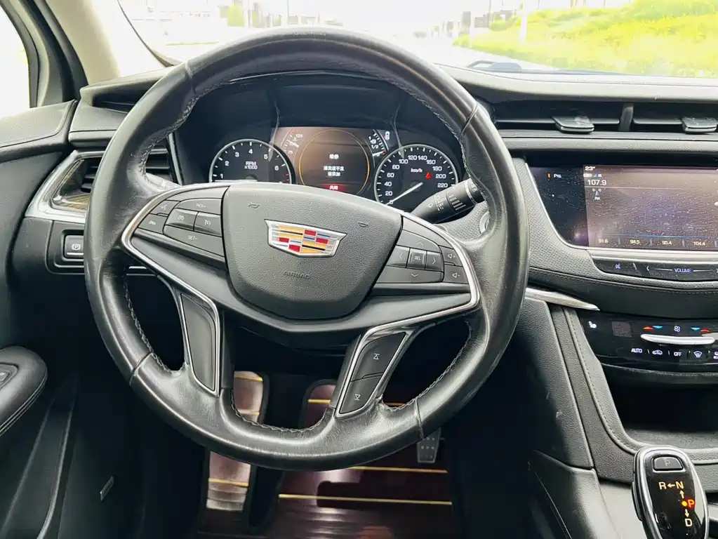 Cadillac XT5 2018