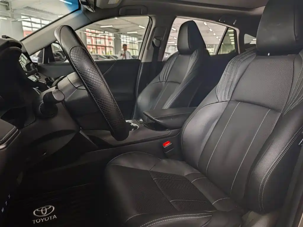 Toyota Harrier 2022 — фото 14