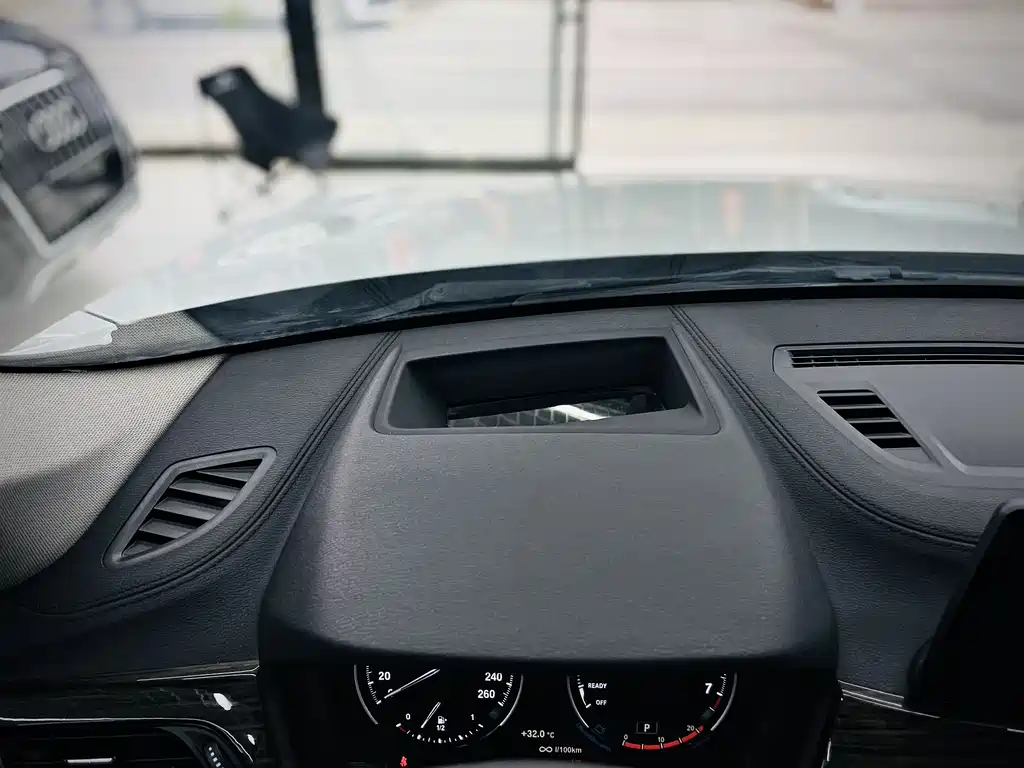BMW X1 2020 — фото 13