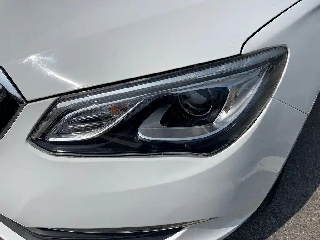 Buick Excelle 2017 — фото 15