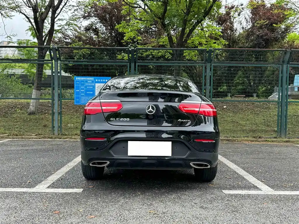 Mercedes-Benz GLC Coupe 2018 — фото 11