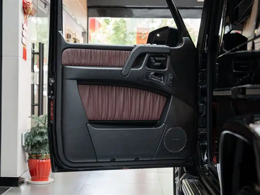Mercedes-Benz G-Class AMG 2014 — фото 11
