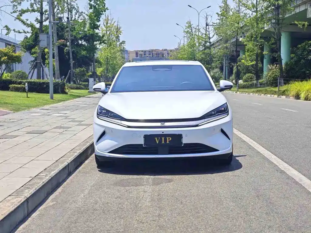BYD Qin L 2025 — фото 9