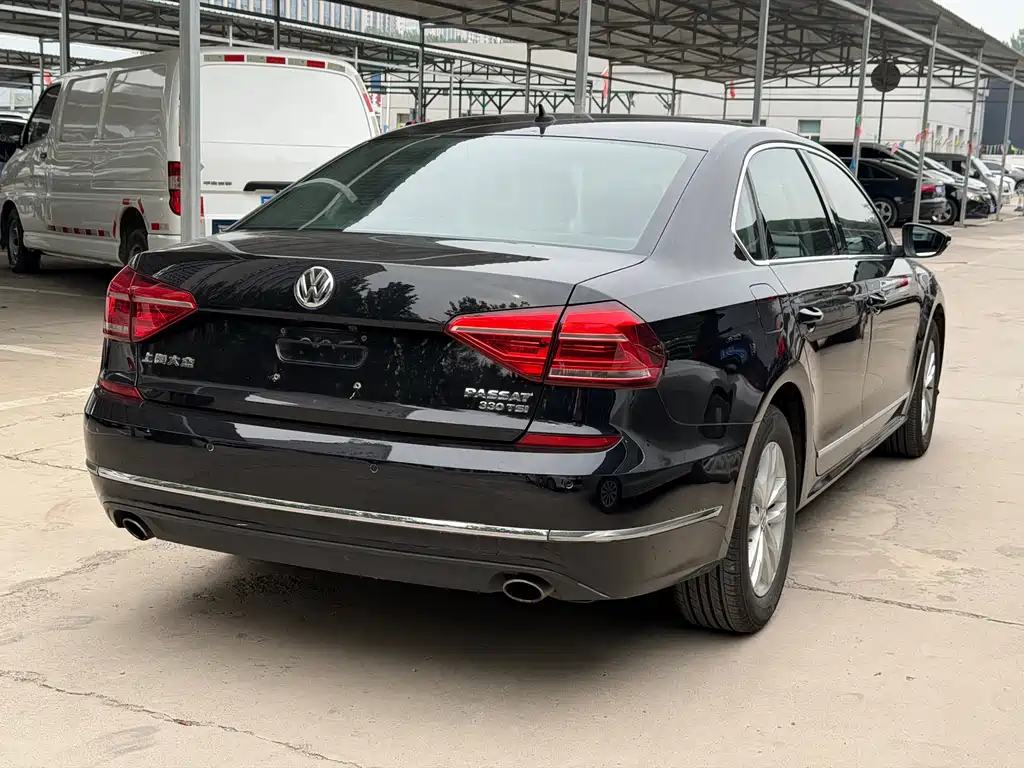 Volkswagen Passat 2016 — фото 9