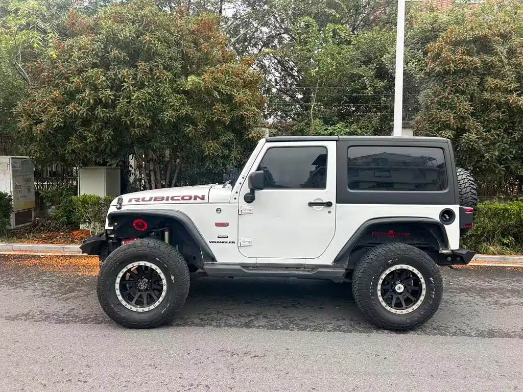 Jeep Wrangler 2017 — фото 6