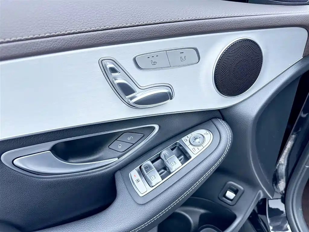 Mercedes-Benz GLC 2022 — фото 8