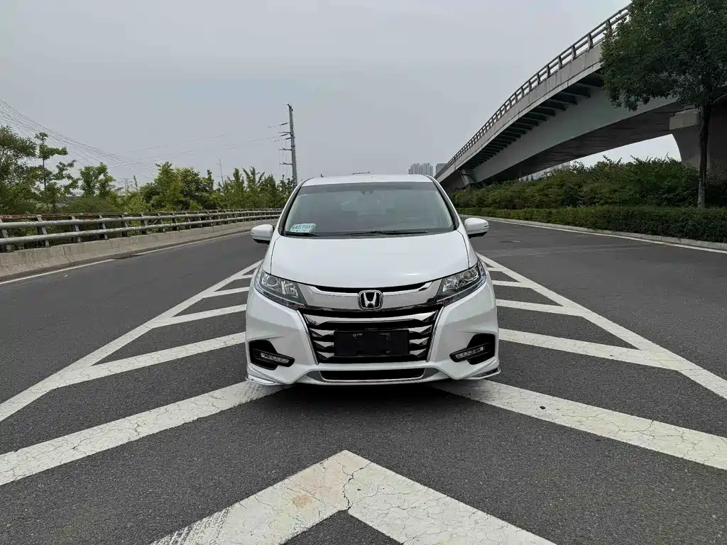 Honda Odyssey 2020 — фото 2
