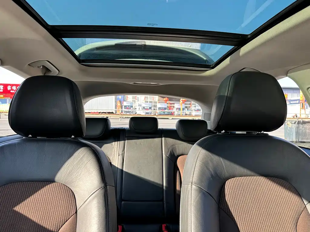 Audi Q3 2018 — фото 13