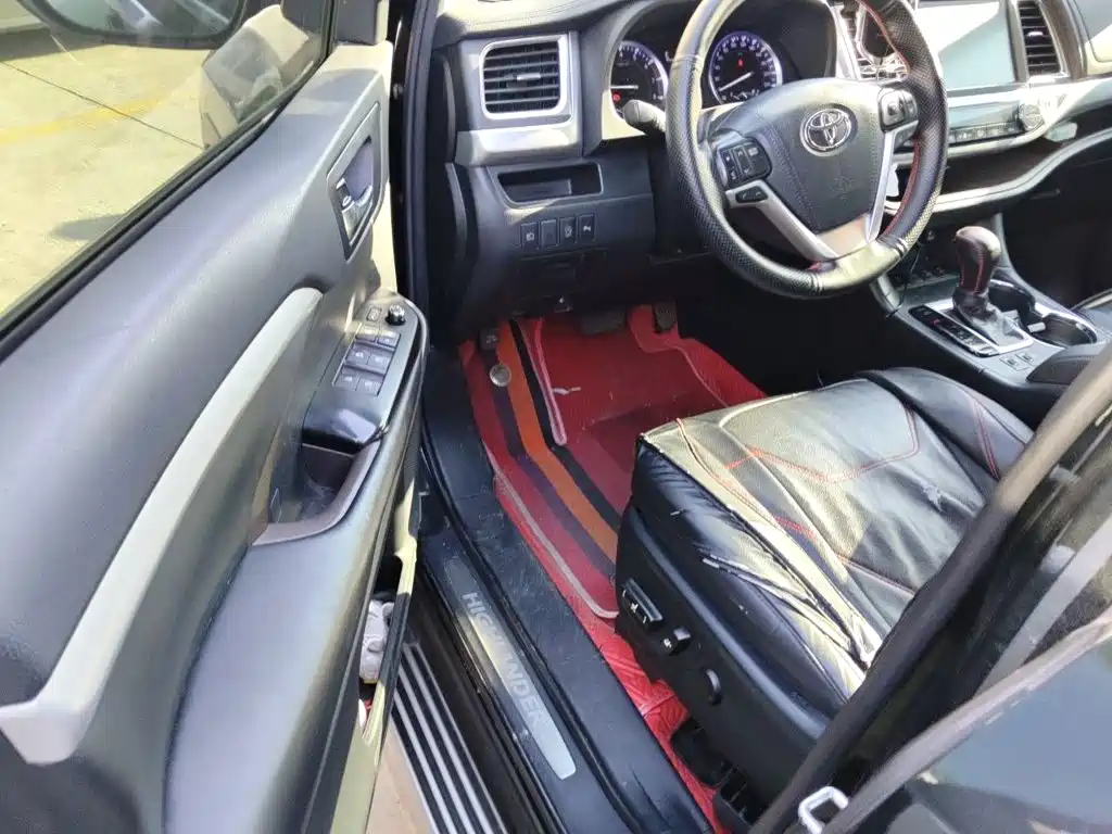 Toyota Highlander 2019 — фото 14