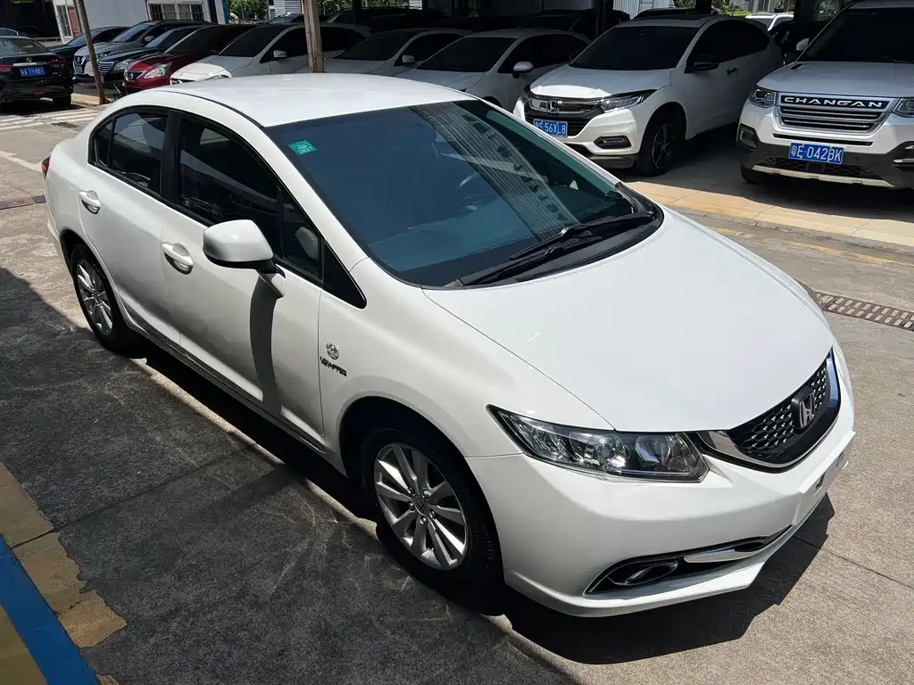 Honda Civic 2015 — фото 2