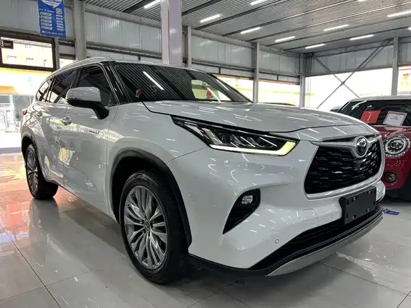 Toyota Highlander 2024