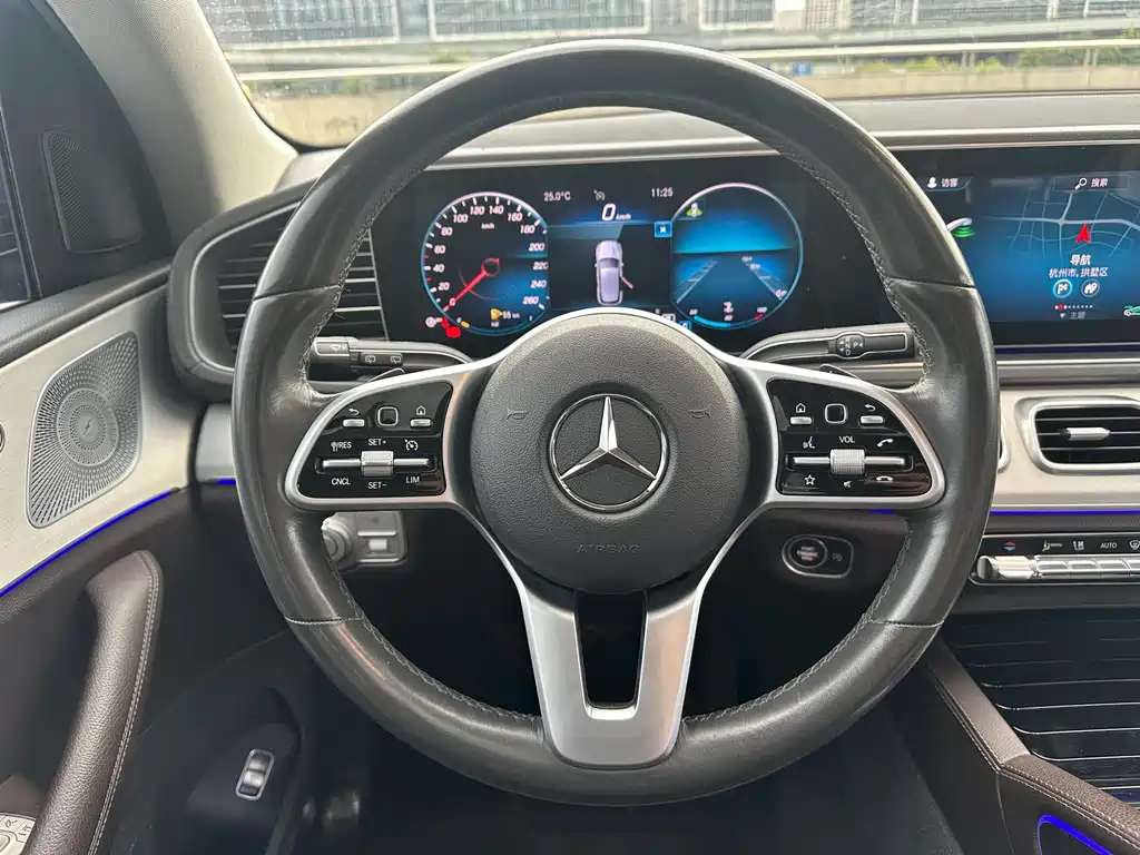 Mercedes-Benz GLE 2020 — фото 16