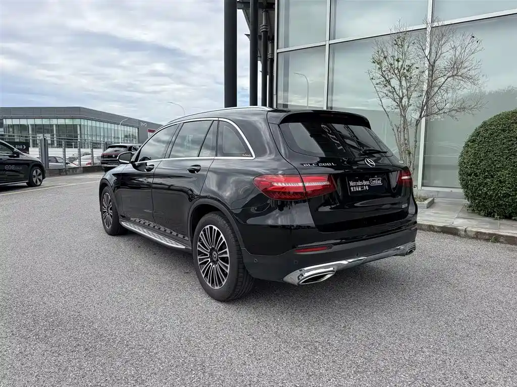 Mercedes-Benz GLC 2019 — фото 15