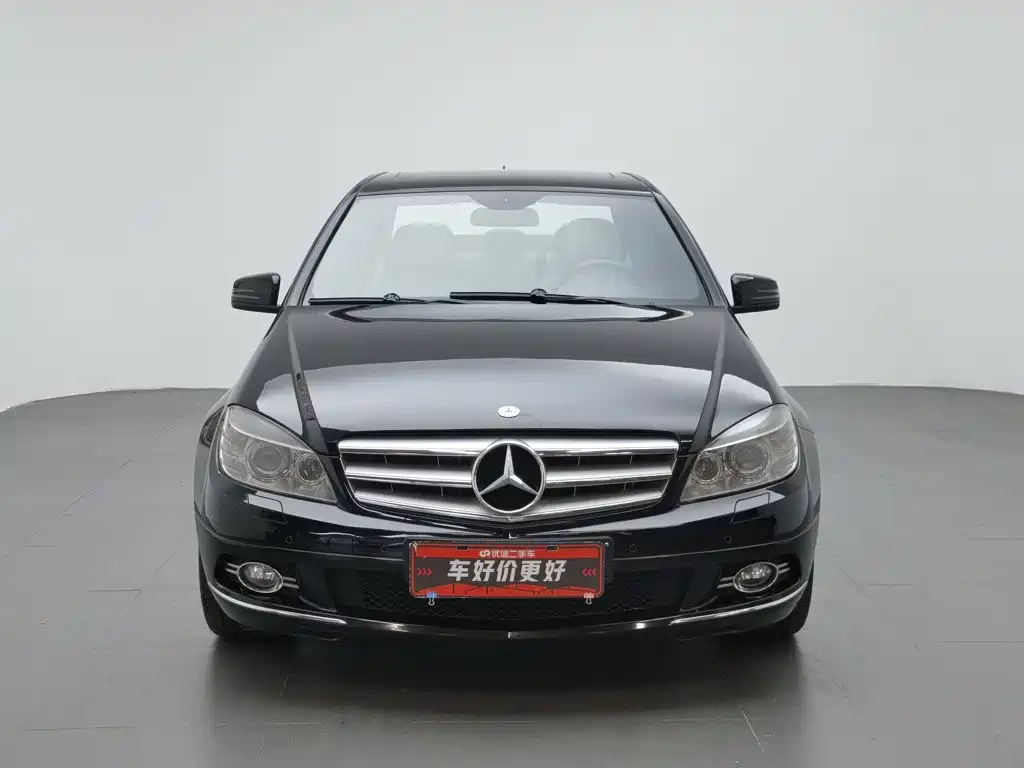 Mercedes-Benz C-Class 2010