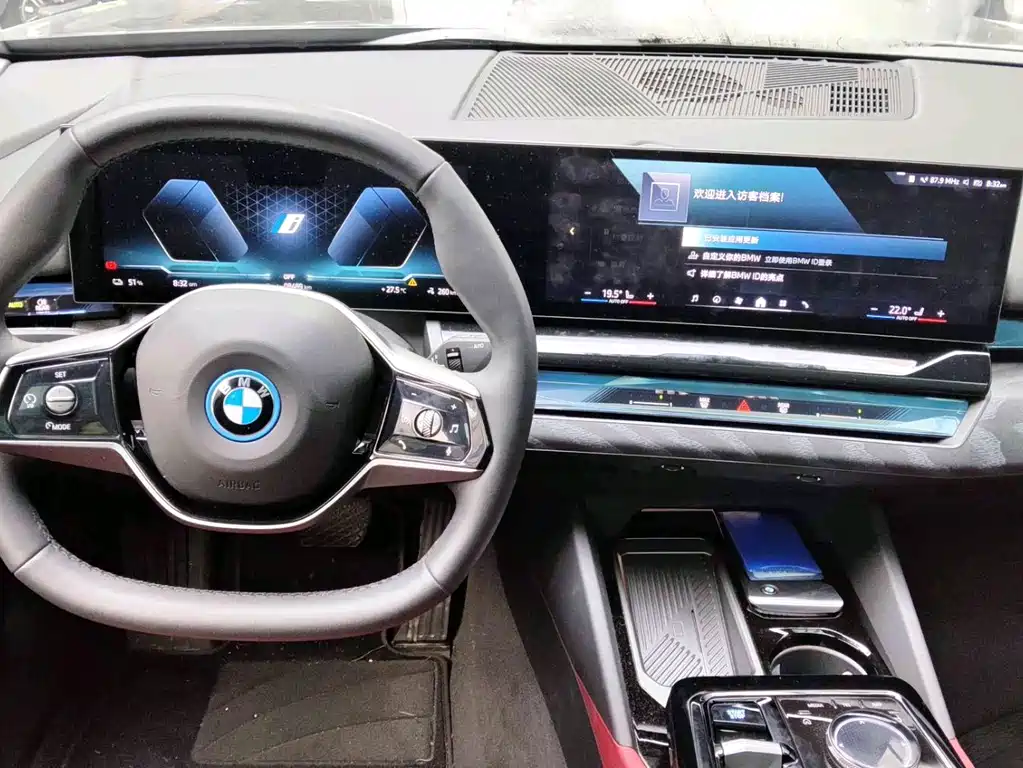 BMW i5 2025 — фото 11
