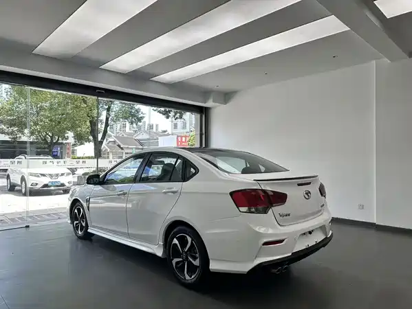 Soueast V5 Lingzhi 2017