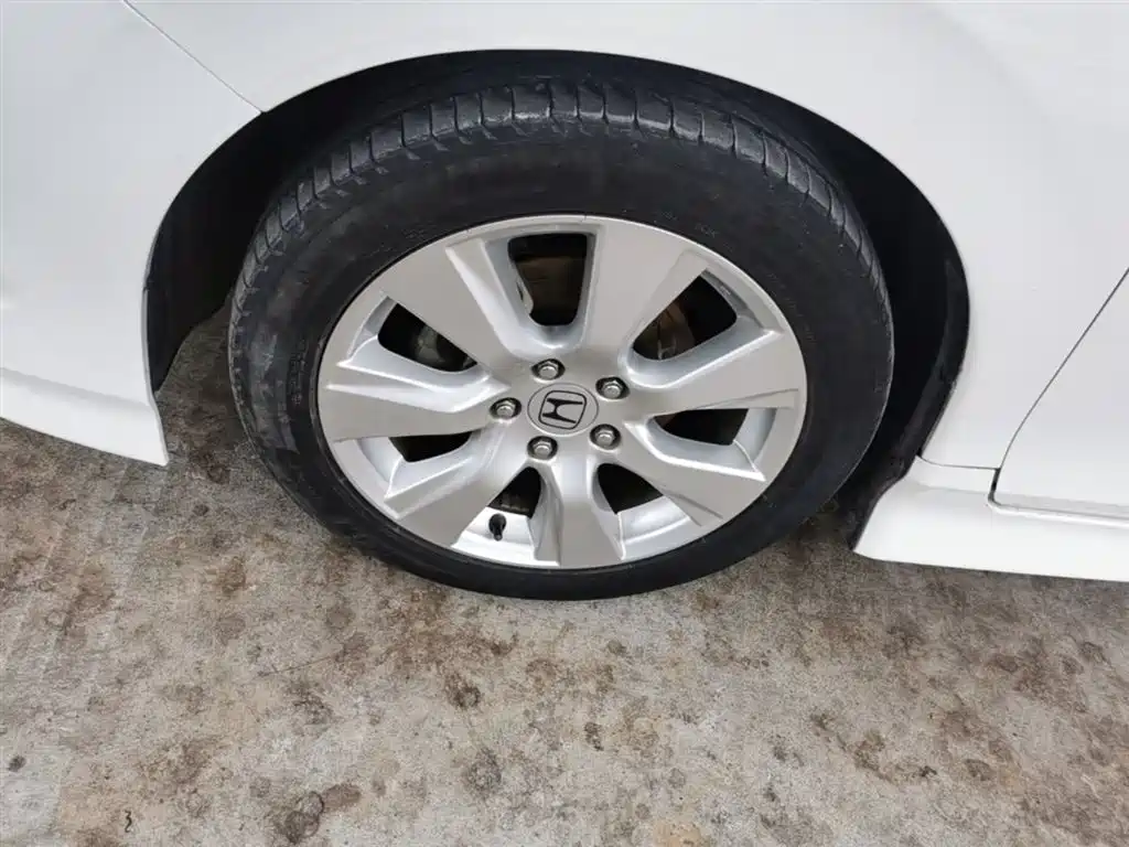 Honda Jade 2015 — фото 23