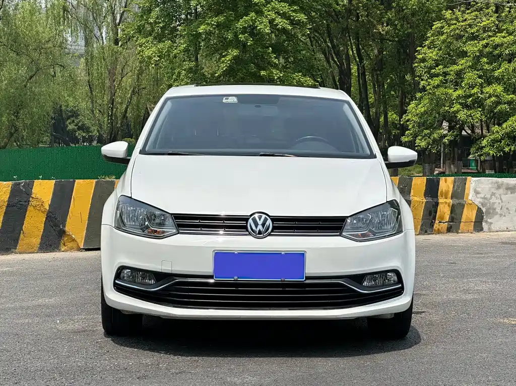 Volkswagen Polo 2017 — фото 2