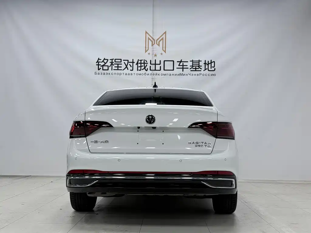Volkswagen Sagitar 2022